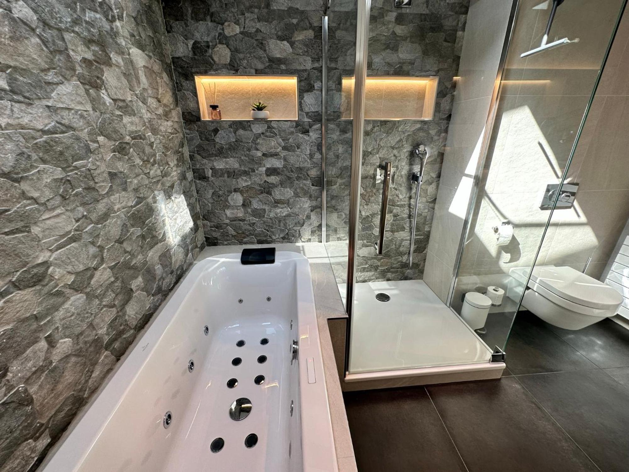 Alpenoase Schliersee - Grosse Suite Mit Sauna Oder Gemuetliche Studio Appartements Luaran gambar